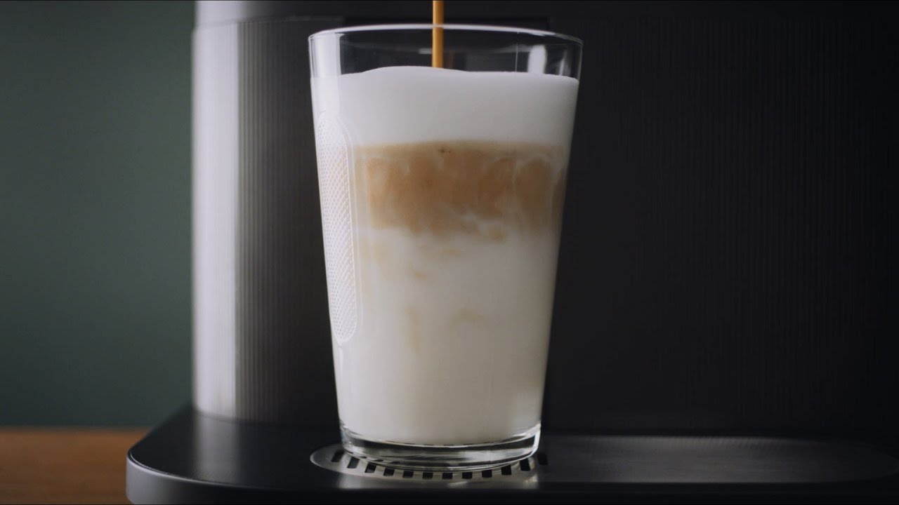 The New Nespresso Expert&milk  makes custom Latte Macchiato coffees