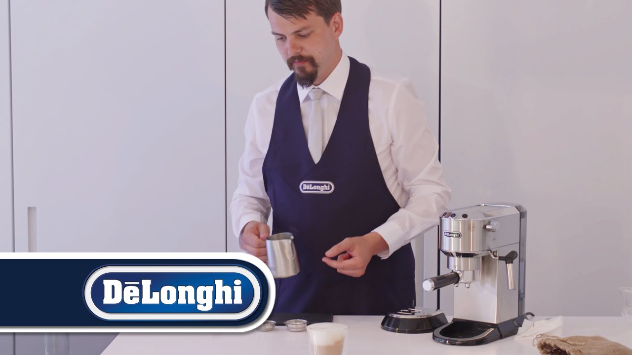 De'Longhi | How to froth milk for a cappuccino