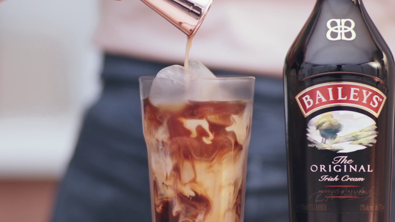 How to enjoy a delicious Baileys Iced Coffee