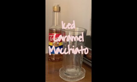Iced Caramel Macchiato (Starbucks Recipe)